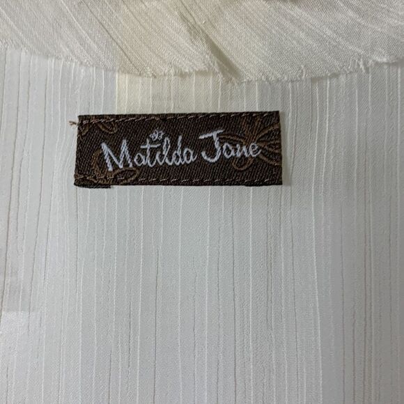 Matilda Jane Size Small sleeveless tank with Bo ho asymmetrical bottom - Picture 5 of 7